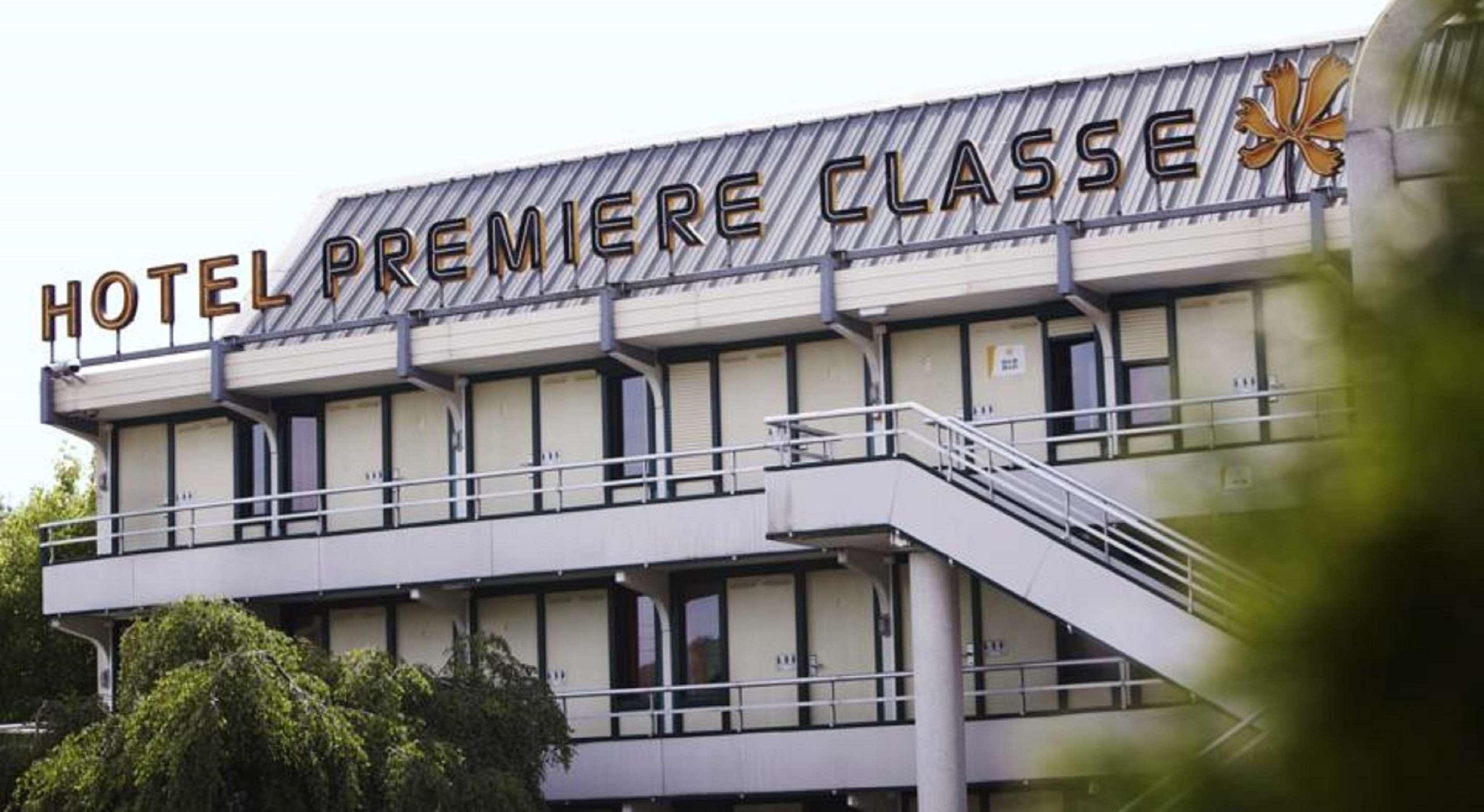 Kyriad Niort - La Creche Exterior photo